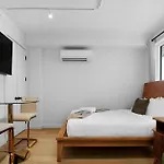 Stylish Brooklyn Retreat - Steps To G Train