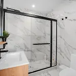 Stylish Brooklyn Retreat - Steps To G Train 5*