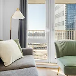 Stylish Brooklyn Retreat - Steps To G Train New York