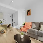 Hotel Stylish Brooklyn Retreat - Steps To G Train 5*