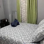 Private Room In Stylish 2 Bedroom Harlem Apartment 10 Min To Times Square