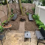 East Ny Urban Retreat