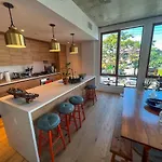 Conover Loft By Rove Travel - Loft Apartment With Private Rooftop