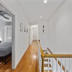 Double Room With Shared Bathroom In Times Square
