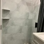 Homestay East Ny Urban Retreat
