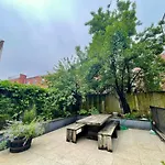 Bright 2-story Brooklyn Oasis W Patio & Fire Pit * New York