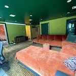 Holiday home Bright 2-story Brooklyn Oasis W Patio & Fire Pit *