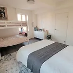 Spacious Luxury 1br With Empire State Building Views Apartment *