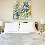 Riverside Central Park Suites