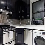 Comfortable, Budget City Apartments-2