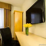 Hudson River Hotel