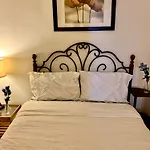 Apartment Prime Location 2 Bedrooms Upper East Side New York