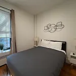 Hotel 453