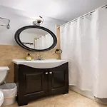 Plush & Spacious 2-Bedroom In Nyc