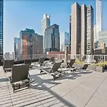 1-Bedroom At Midtown Manhattan