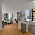 Fidi 1 Bedroom W Work Setupby Anyplace - 11688