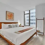 Fidi 1 Bedroom W Work Setupby Anyplace - 11667