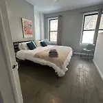 Central Nyc 3Br Home Steps From Times Square & Transit