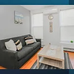 The Bushwick Apartment - Cozy And Friendly