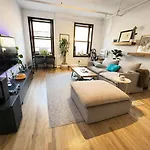 Williamsburg Metro Loft - 2br Steps From Bedford Ave