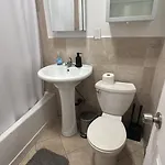 Apartment Spacious 3-bedroom In Harlem, Nyc