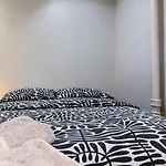 Entire Apartment For Family And Group