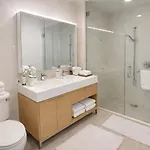 Apartment Modern 2br In Financial District - Full Kitchen New York