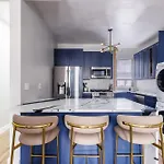 Spacious 4 Bedroom Apartment For Family And Group