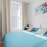 2bd Comfortable In Manhattan Apartment