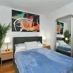 Apartment Chic 1 Bedroom In Midtown Manhattan