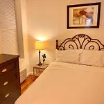 Prime Location 2 Bedrooms Apt Upper East Side