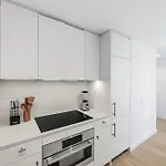 Greenpoint 1 Bedroom W Work Setup By Anyplace - 11735