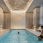 555 Apartment *