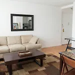 Skyline With Hudson Views Modern Battery Park Stay