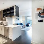 Apartment Luxury With Gym & Pool *