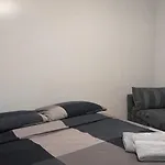 Comfortable, Budget City Apartments-1