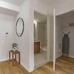 Apartment Chelsea 1 Bedroom W Work Setupby Anyplace - 11435 New York