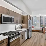 Fidi W Work Setup By Anyplace - 11712 Apartment *