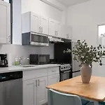 Apartment 2bd Comfortable In Manhattan *