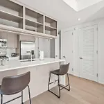 Spacious Luxury With Wash And Dryer New York