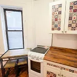 Apartment Upper West Side 10 Minutes Walk From Park New York