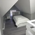 Apartment Grand & Times Square In 25-30 Mins!! *