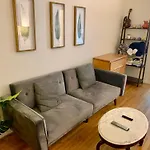 Prime Location 2 Bedrooms Upper East Side