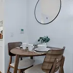 Apartment Greenpoint 1br W Work Setup By Anyplace - 11740 *