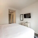 Luxury With Gym & Pool Apartment *