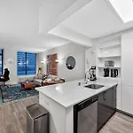 Fidi 1 Bedroom W Work Setup By Anyplace - 11729