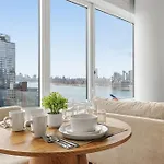 Apartment Greenpoint 1 Bedroom W Work Setup By Anyplace - 11735 New York