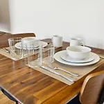 Chelsea 1 Bedroom W Work Setup By Anyplace - 11588 Apartment New York