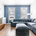 Spacious 4 Bedroom For Family And Group Apartment New York