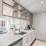 Apartment Spacious Luxury With Wash And Dryer